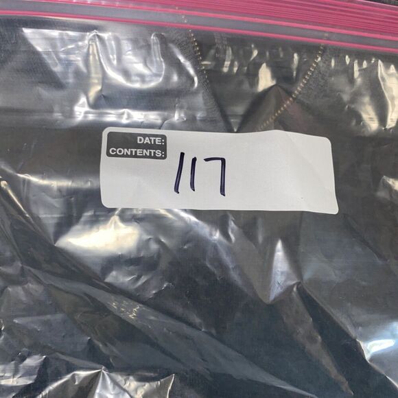 Christian Lacroix 100% Extra Fine Merino Wool Quarter Zip Gray Sweater Size Med - Picture 5 of 5